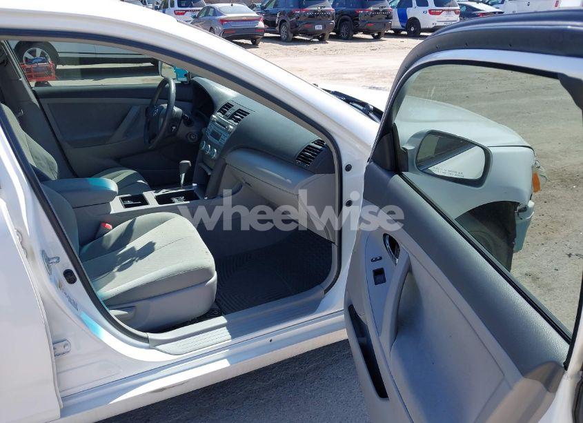 Photo 5 of 2007 Toyota Camry CE (VIN 4T1BE46K27U700563)