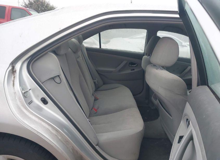 Photo 8 of 2007 Toyota Camry CE/LE/SE/XLE (VIN 4T1BE46K27U709991)