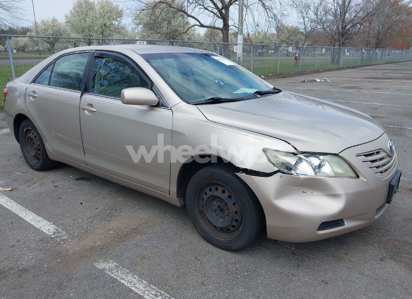 2007 Toyota Camry LE (VIN 4T1BE46K27U712731) main photo