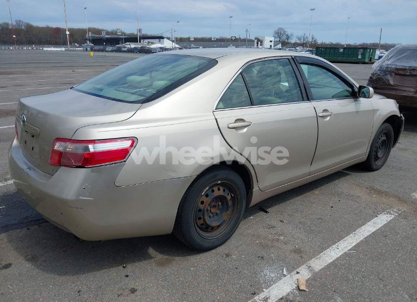 Photo 4 of 2007 Toyota Camry LE (VIN 4T1BE46K27U712731)