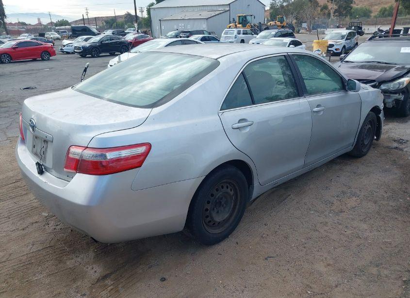 Photo 4 of 2007 Toyota Camry LE (VIN 4T1BE46K27U716990)