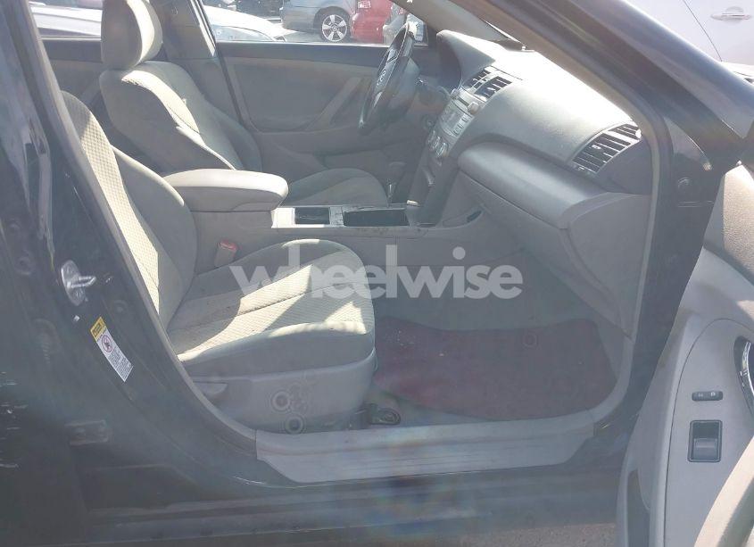 Photo 5 of 2007 Toyota Camry LE (VIN 4T1BE46K27U725768)