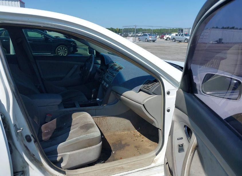 Photo 5 of 2007 Toyota Camry LE (VIN 4T1BE46K27U726256)