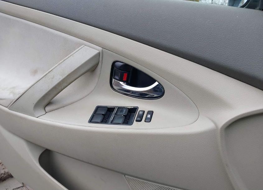 Photo 16 of 2008 Toyota Camry LE (VIN 4T1BE46K28U225787)