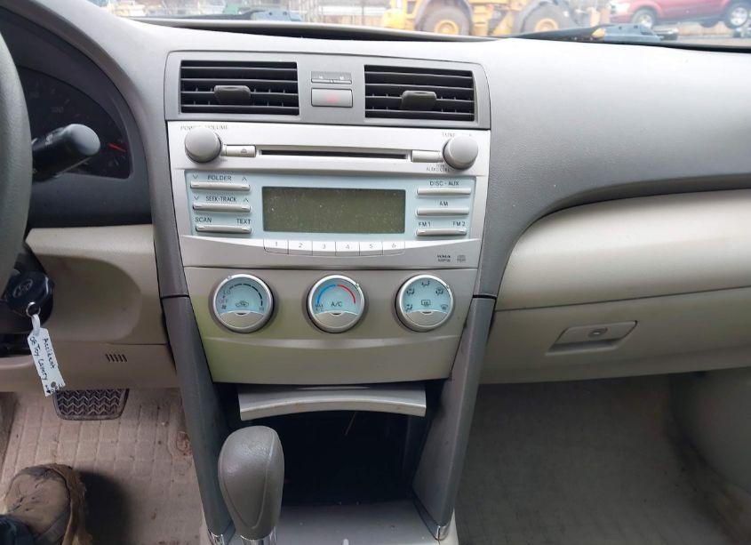 Photo 17 of 2008 Toyota Camry LE (VIN 4T1BE46K28U225787)