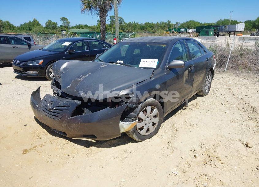 Photo 2 of 2008 Toyota Camry LE (VIN 4T1BE46K28U247661)