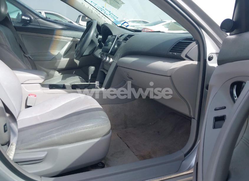 Photo 5 of 2008 Toyota Camry LE (VIN 4T1BE46K28U252679)