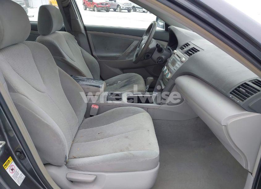 Photo 5 of 2008 Toyota Camry LE (VIN 4T1BE46K28U733676)