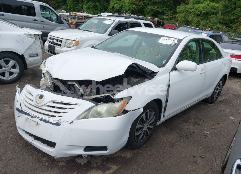 Photo 2 of 2008 Toyota Camry (VIN 4T1BE46K28U736223)
