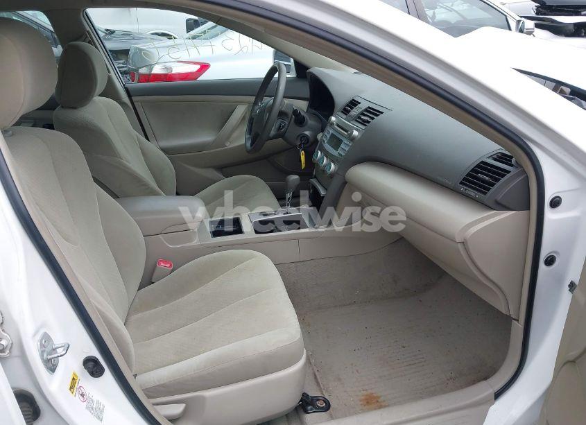 Photo 5 of 2008 Toyota Camry (VIN 4T1BE46K28U736223)