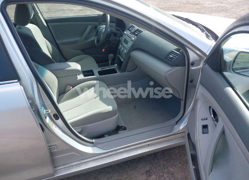 Photo 5 of 2008 Toyota Camry LE (VIN 4T1BE46K28U765513)