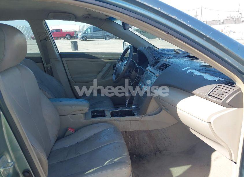 Photo 5 of 2008 Toyota Camry LE (VIN 4T1BE46K28U771070)