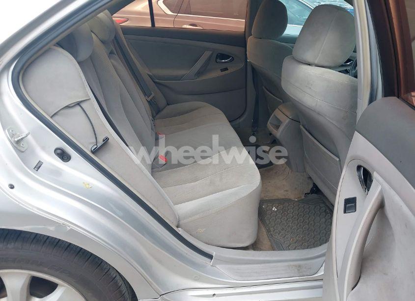 Photo 8 of 2009 Toyota Camry LE (VIN 4T1BE46K29U282637)