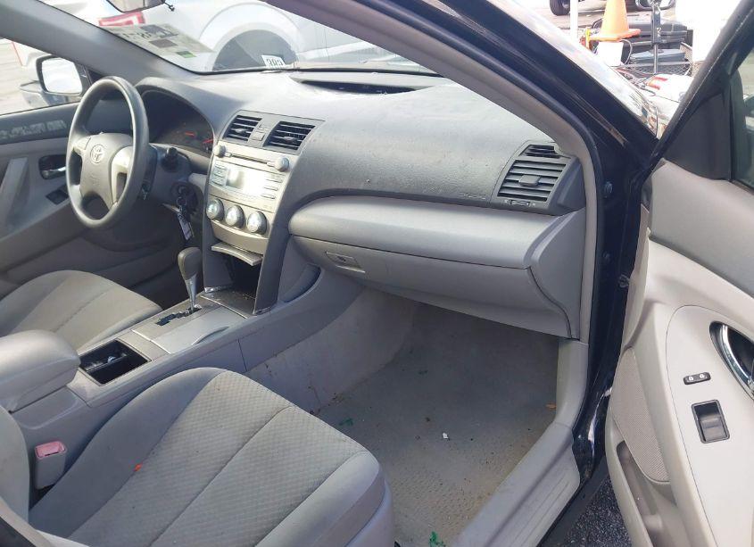 Photo 5 of 2009 Toyota Camry LE (VIN 4T1BE46K29U348037)