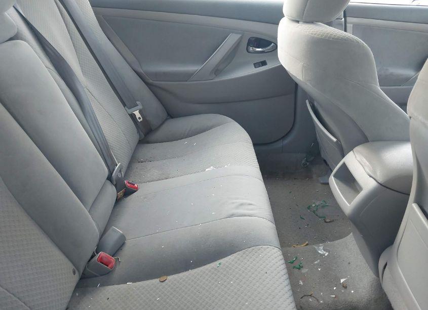 Photo 8 of 2009 Toyota Camry LE (VIN 4T1BE46K29U348037)