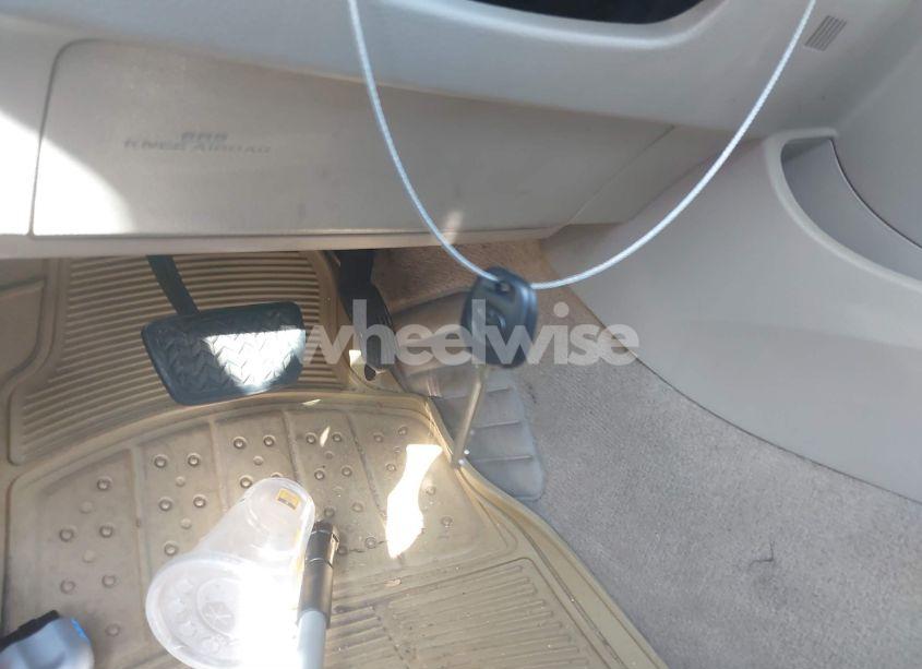 Photo 11 of 2009 Toyota Camry LE (VIN 4T1BE46K29U356025)