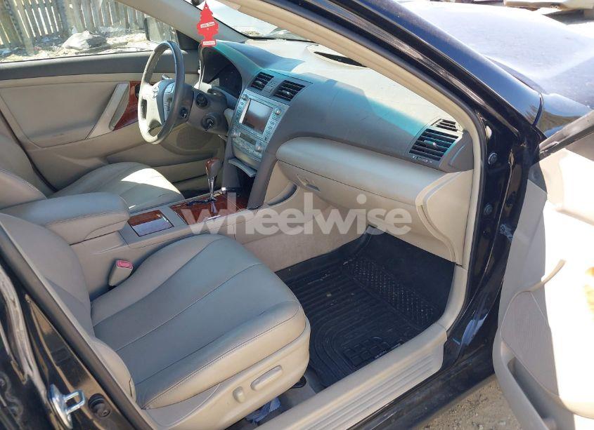 Photo 5 of 2009 Toyota Camry XLE (VIN 4T1BE46K29U356834)