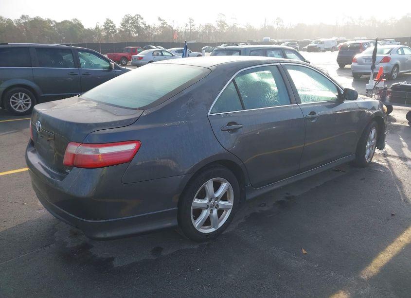 Photo 4 of 2009 Toyota Camry SE (VIN 4T1BE46K29U372421)