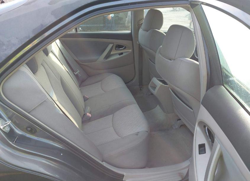 Photo 8 of 2009 Toyota Camry SE (VIN 4T1BE46K29U372421)