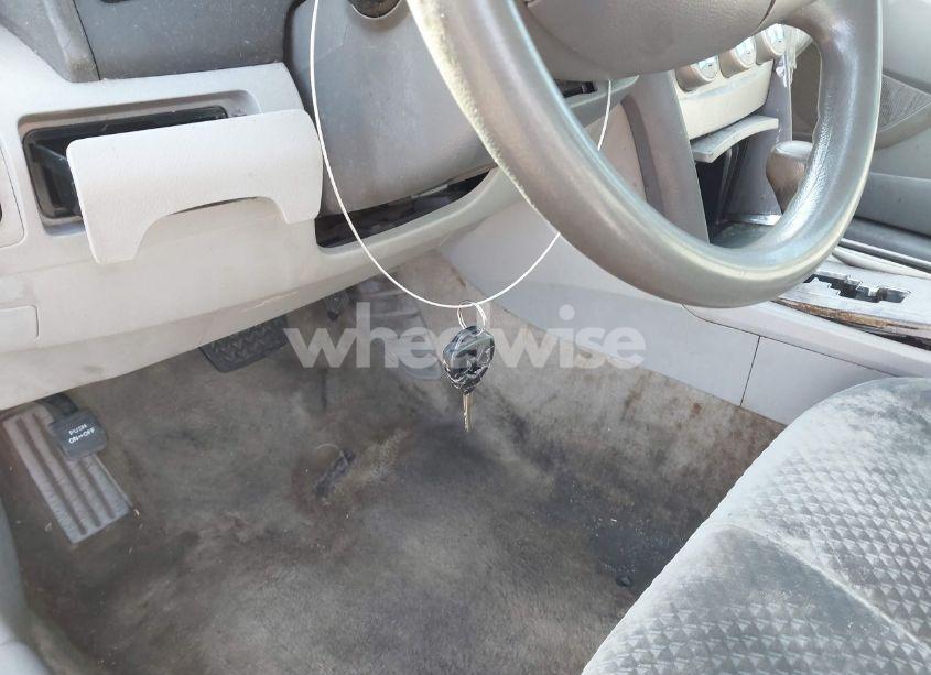 Photo 11 of 2009 Toyota Camry LE (VIN 4T1BE46K29U393480)