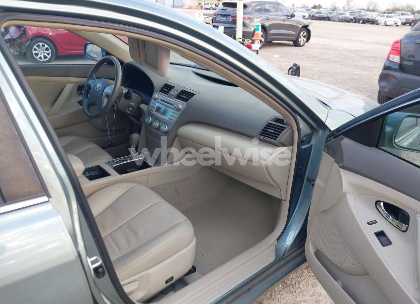 Photo 5 of 2009 Toyota Camry LE (VIN 4T1BE46K29U820690)