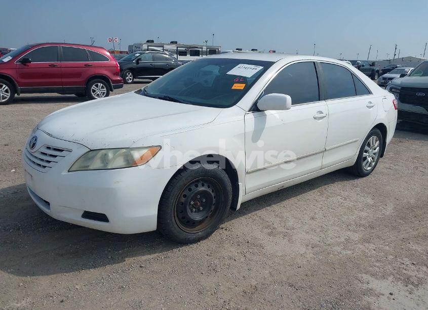 Photo 2 of 2009 Toyota Camry LE/SE/XLE (VIN 4T1BE46K29U820897)