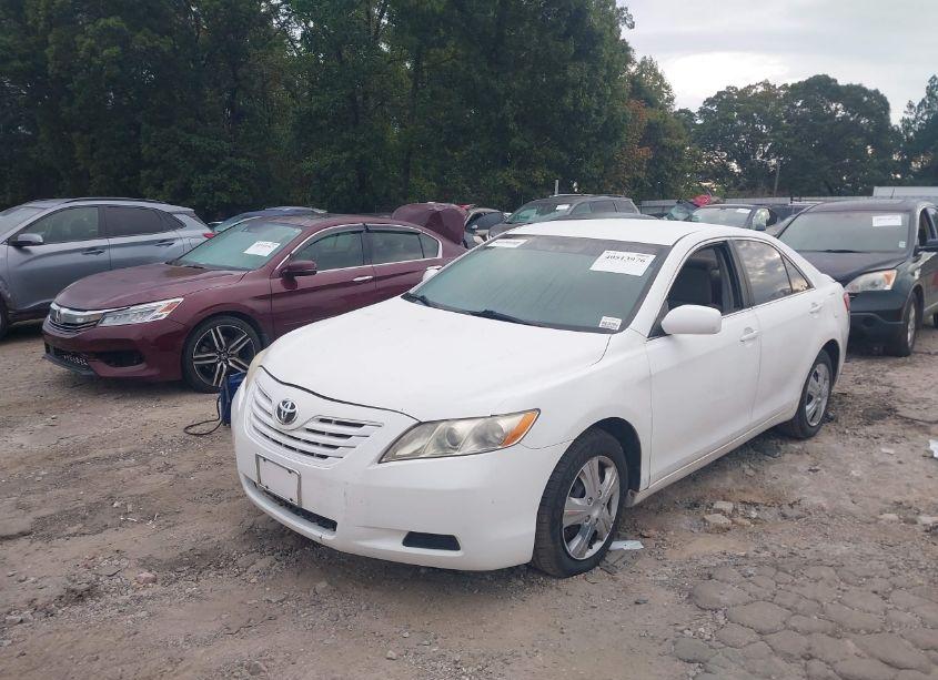 Photo 2 of 2009 Toyota Camry (VIN 4T1BE46K29U822813)
