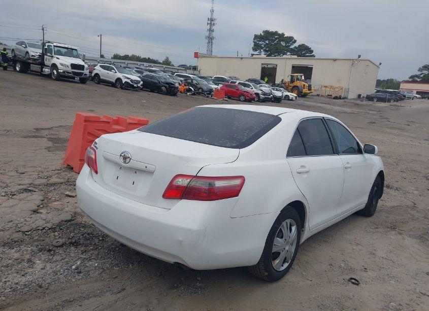 Photo 4 of 2009 Toyota Camry (VIN 4T1BE46K29U822813)