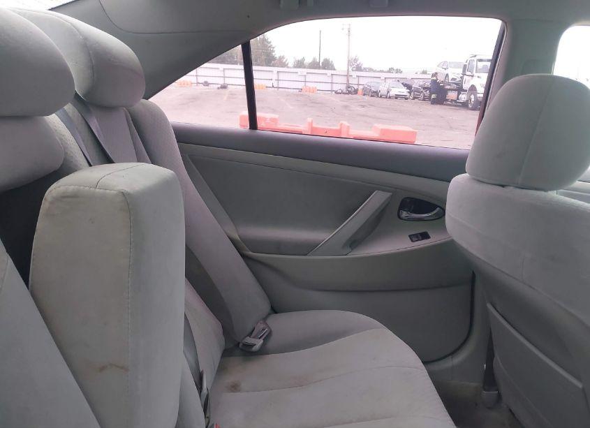 Photo 8 of 2009 Toyota Camry (VIN 4T1BE46K29U822813)