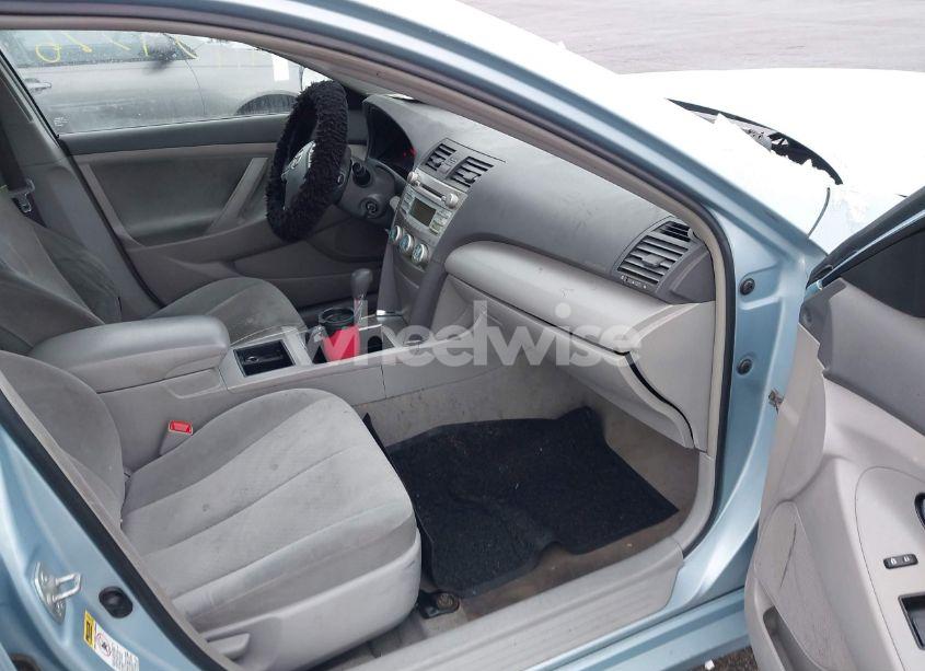 Photo 5 of 2009 Toyota Camry LE (VIN 4T1BE46K29U823458)