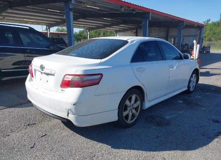 Photo 4 of 2009 Toyota Camry SE (VIN 4T1BE46K29U860753)