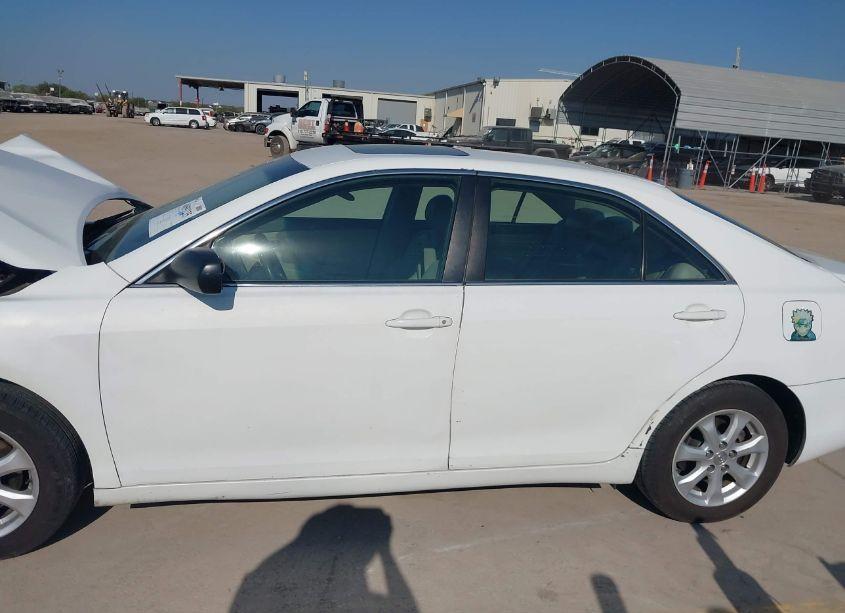 Photo 14 of 2009 Toyota Camry LE (VIN 4T1BE46K29U867900)