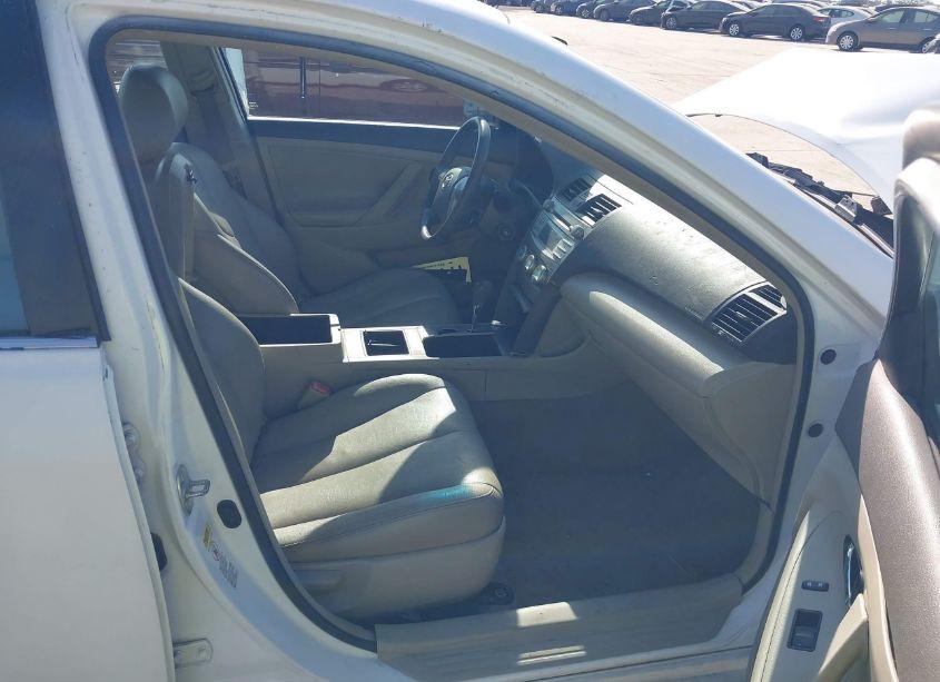 Photo 5 of 2009 Toyota Camry LE (VIN 4T1BE46K29U867900)