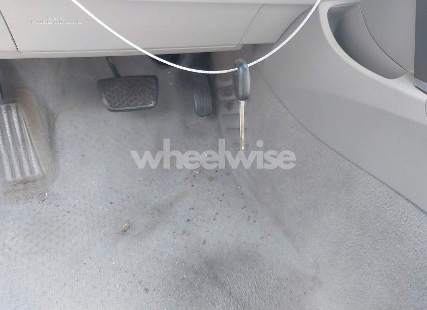 Photo 11 of 2009 Toyota Camry LE (VIN 4T1BE46K29U874927)