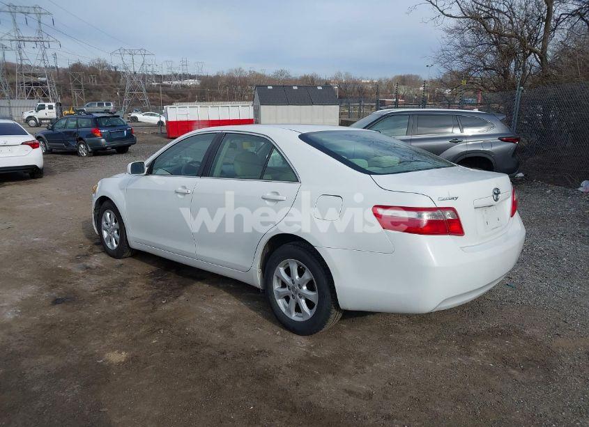 Photo 3 of 2009 Toyota Camry LE (VIN 4T1BE46K29U880520)