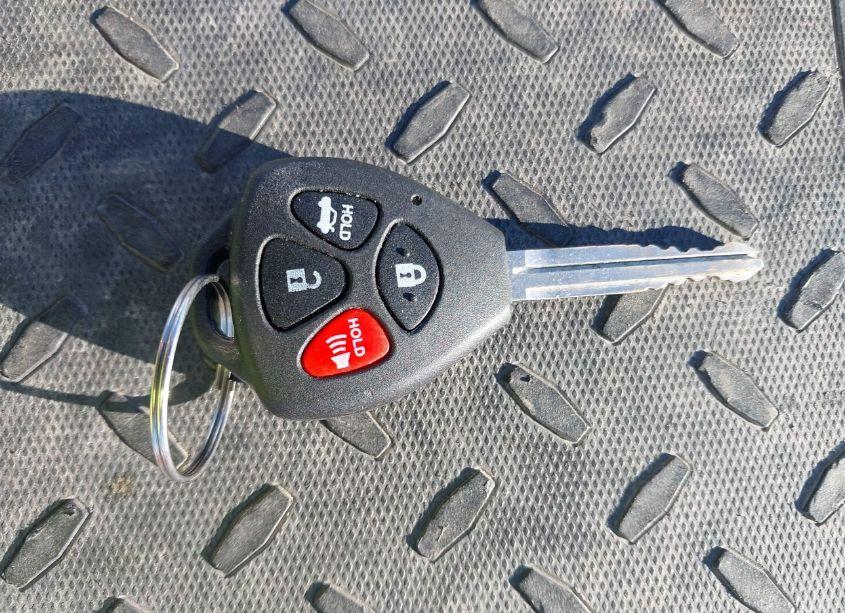 Photo 11 of 2009 Toyota Camry LE (VIN 4T1BE46K29U883482)