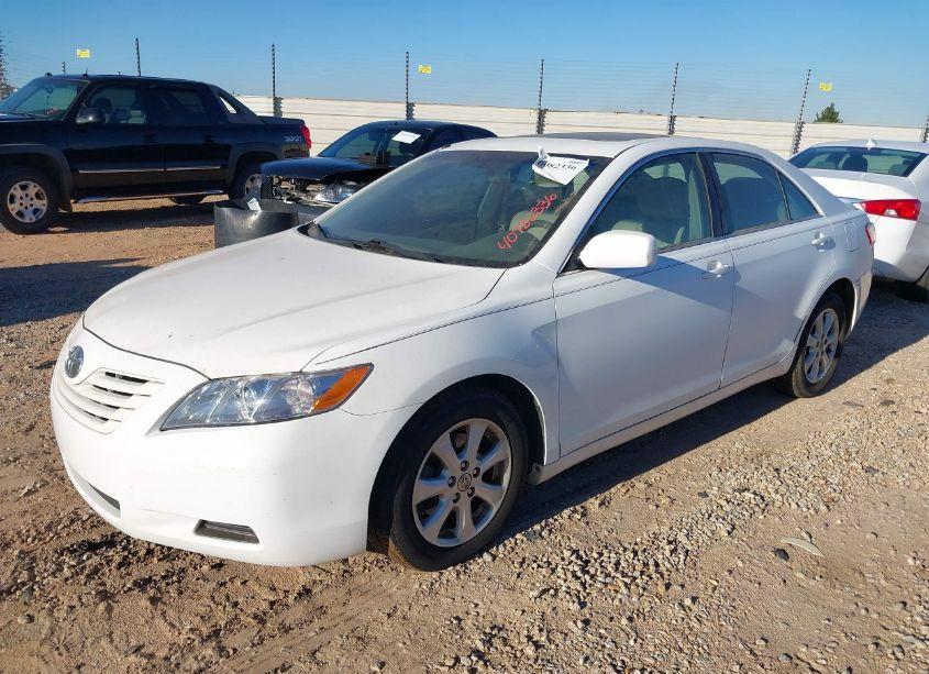 Photo 2 of 2009 Toyota Camry LE (VIN 4T1BE46K29U883482)