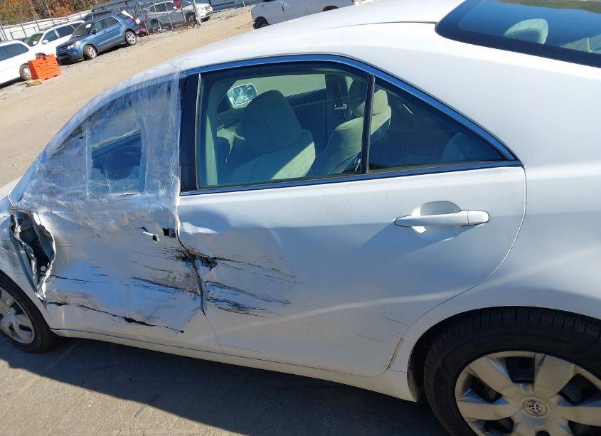 Photo 14 of 2009 Toyota Camry LE (VIN 4T1BE46K29U896460)