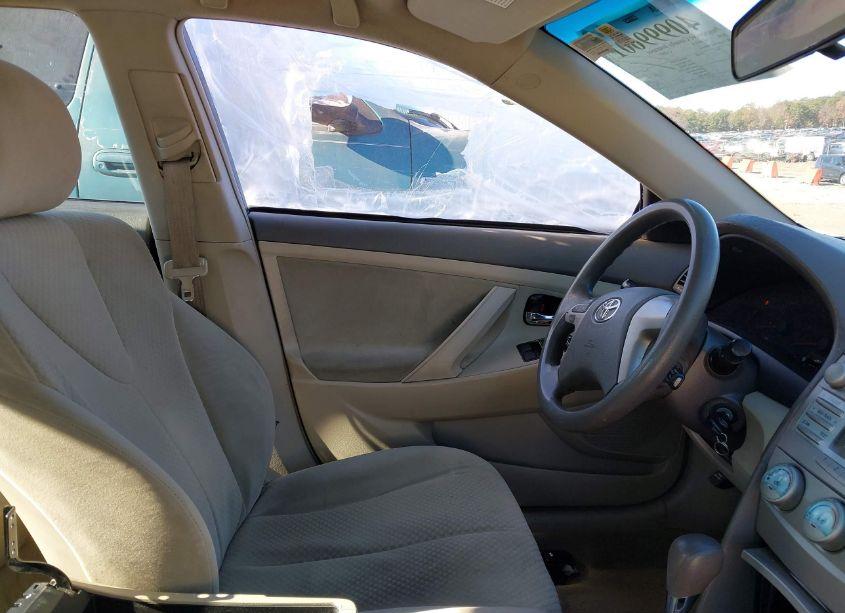 Photo 5 of 2009 Toyota Camry LE (VIN 4T1BE46K29U896460)