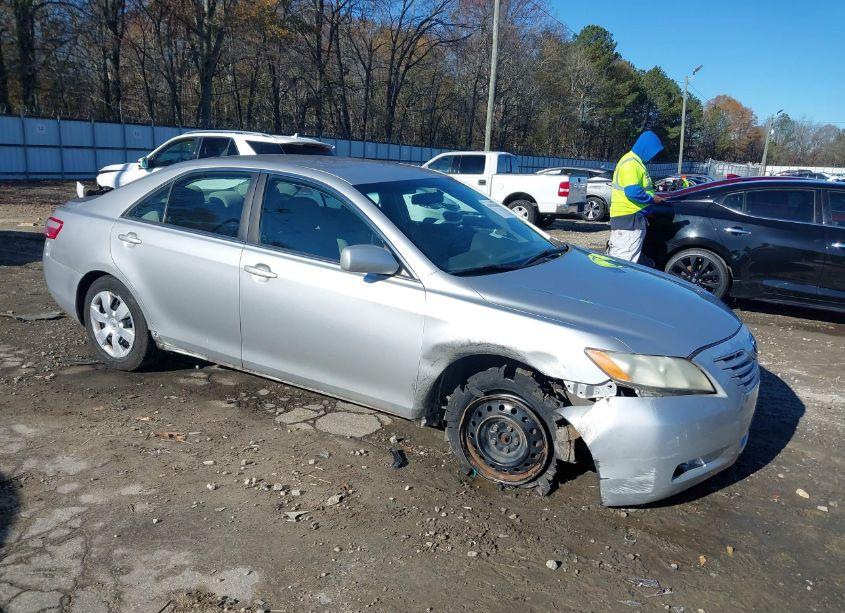 2009 Toyota Camry LE (VIN 4T1BE46K29U907974) main photo