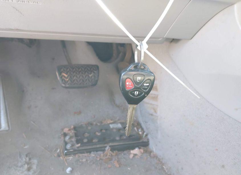 Photo 11 of 2009 Toyota Camry LE (VIN 4T1BE46K29U907974)