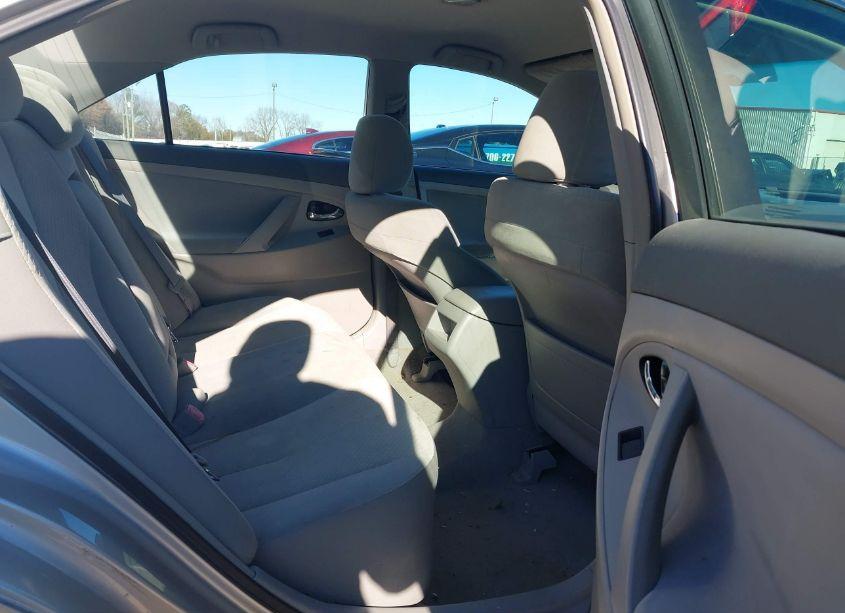 Photo 8 of 2009 Toyota Camry LE (VIN 4T1BE46K29U907974)