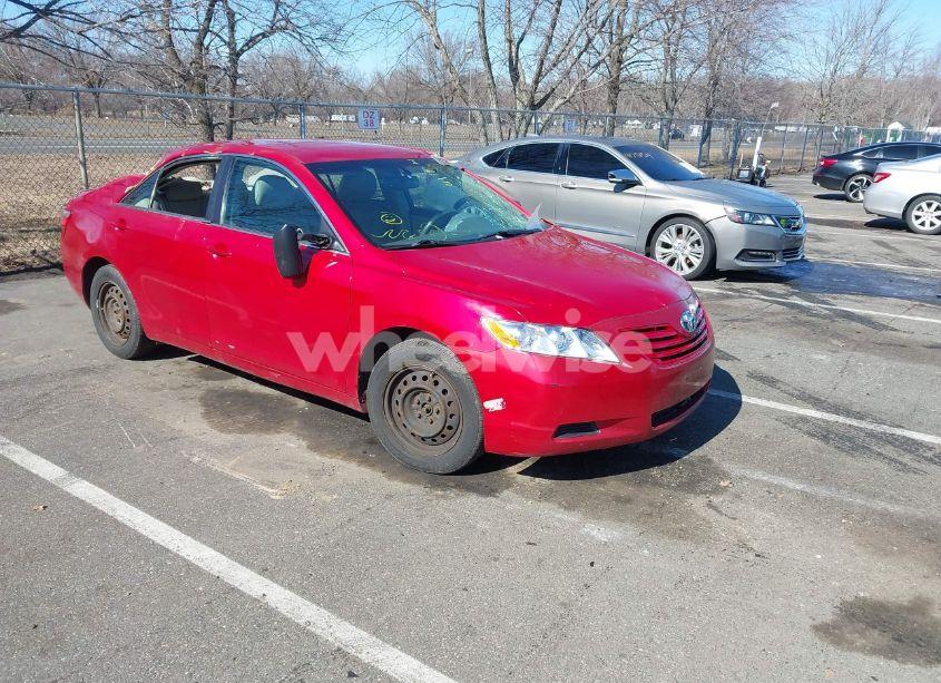 2007 Toyota Camry LE (VIN 4T1BE46K37U015682) main photo