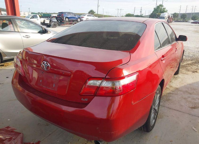 Photo 4 of 2007 Toyota Camry LE (VIN 4T1BE46K37U019067)