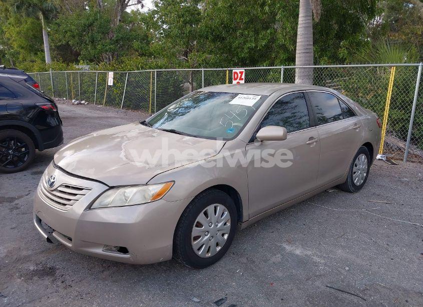 Photo 2 of 2007 Toyota Camry LE (VIN 4T1BE46K37U065451)