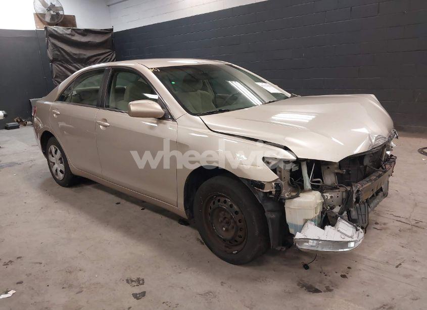 2007 Toyota Camry LE (VIN 4T1BE46K37U083769) main photo