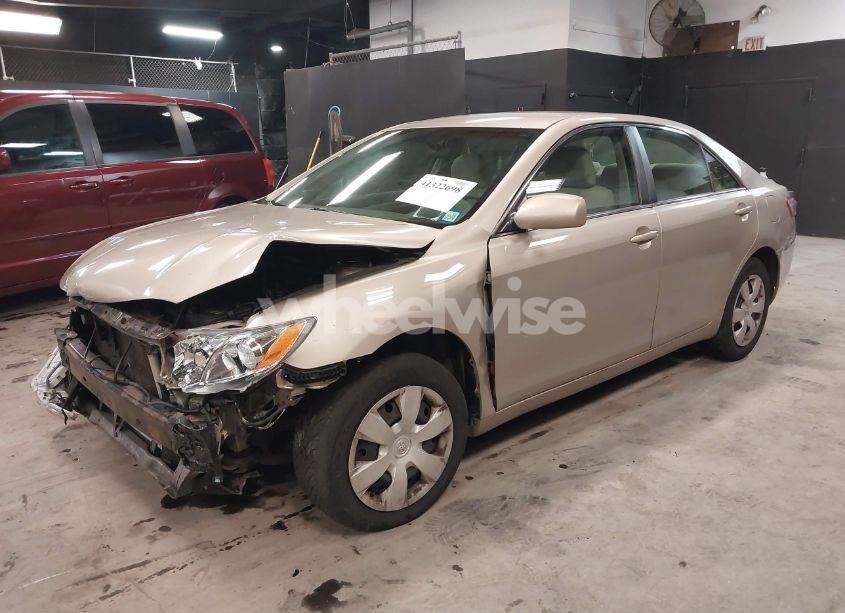 Photo 2 of 2007 Toyota Camry LE (VIN 4T1BE46K37U083769)