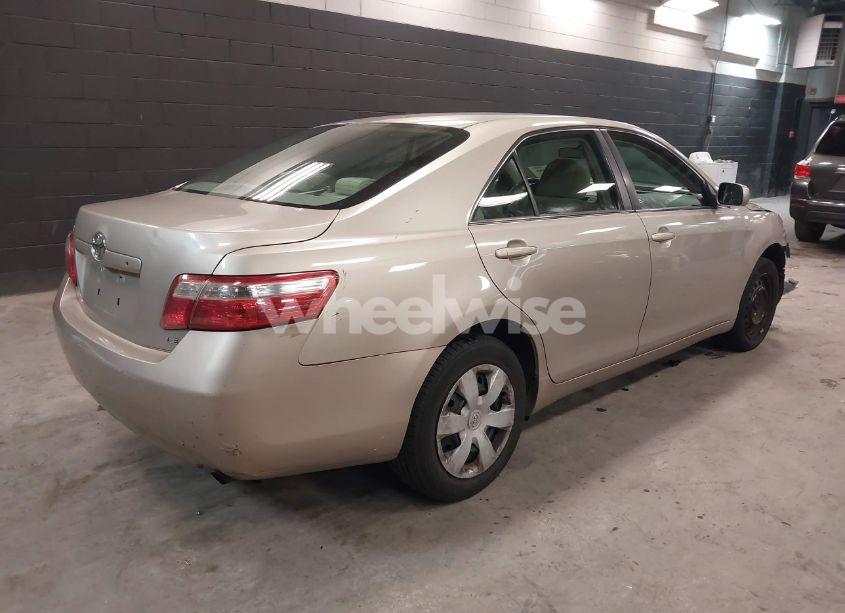 Photo 4 of 2007 Toyota Camry LE (VIN 4T1BE46K37U083769)