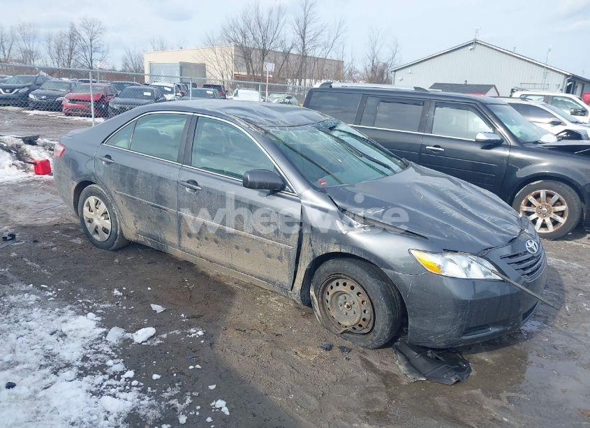 2007 Toyota Camry LE (VIN 4T1BE46K37U087238) main photo