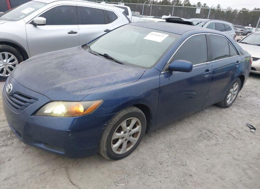 Photo 2 of 2007 Toyota Camry LE (VIN 4T1BE46K37U123400)